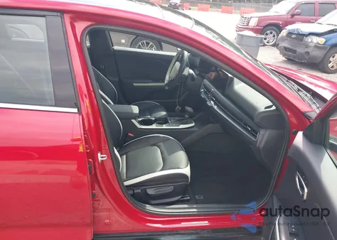 2025 Kia K4 Gt-Line z USA, uszkodzony, nr VIN 3KPFW4DE3SE194555